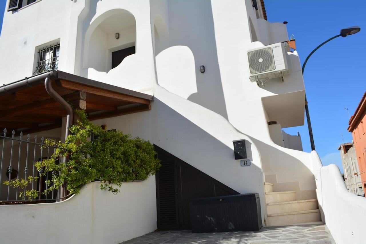 Casa Della Vespa Orosei Exteriör bild